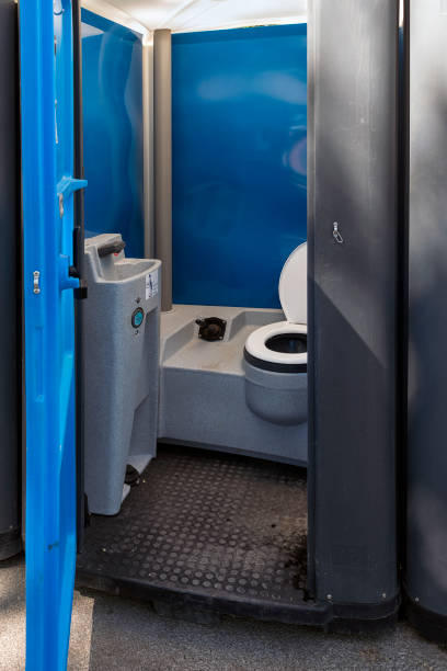 Best Portable toilet rental cost  in Derma, MS