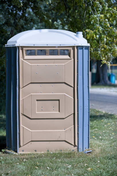 Portable Toilet Options We Offer in Derma, MS
